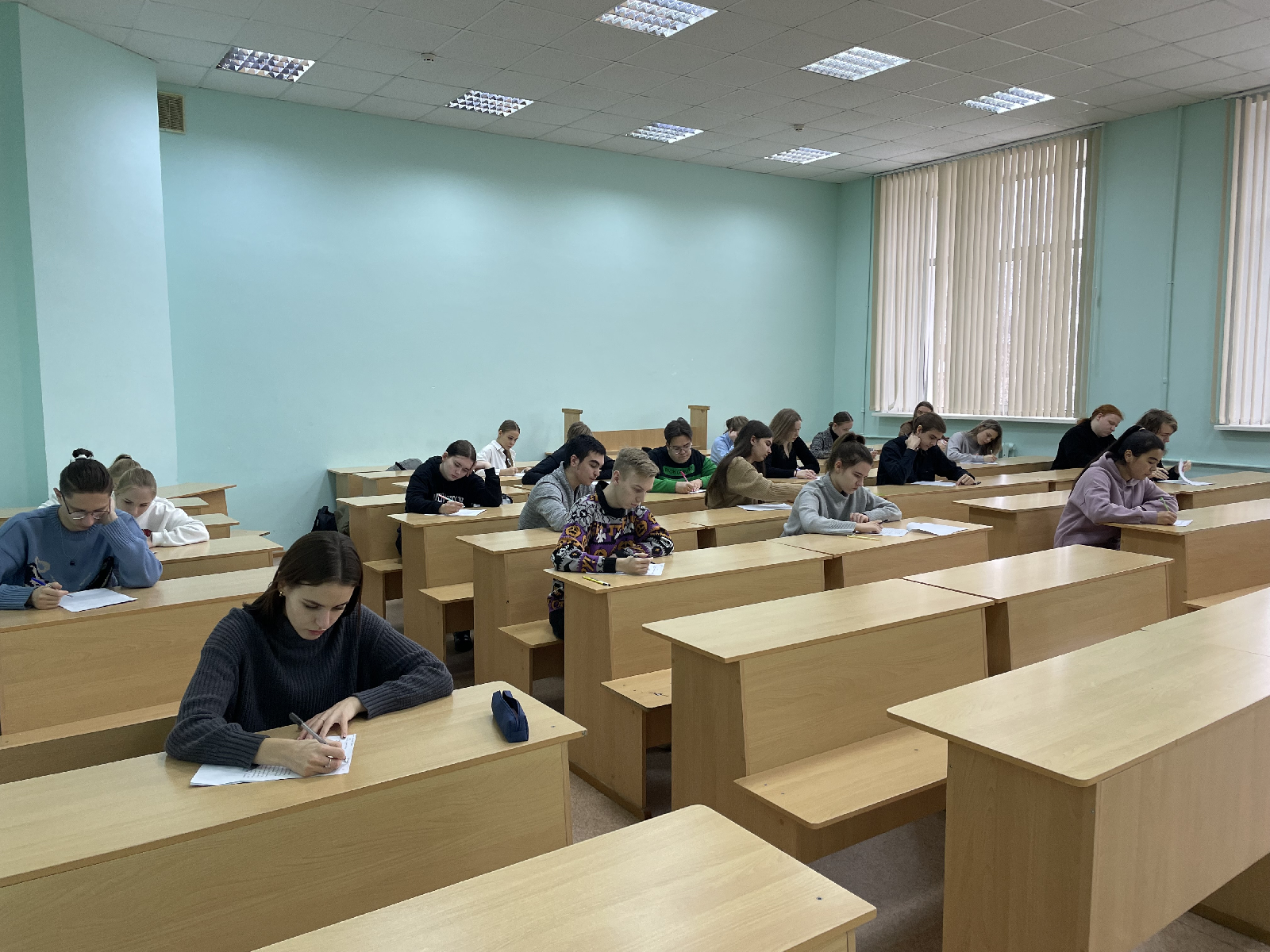 Состоялся I тур Олимпиады “Join us for English”